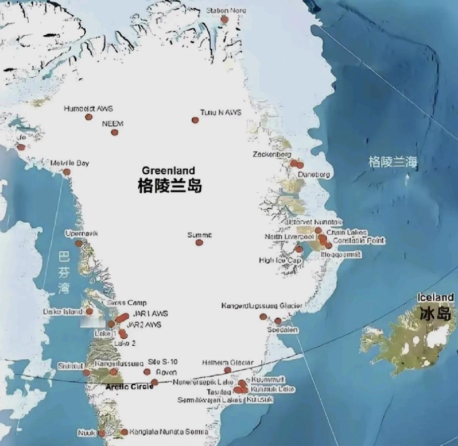 看看这张格陵兰地图，白色冰原下埋着稀土矿产，海岸线扼住北极航道咽喉。这哪是童话王