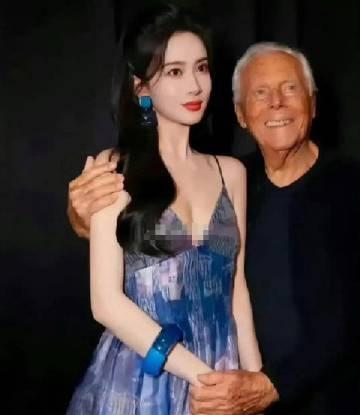 女明星真的不容易，都这样了还得给好脸色