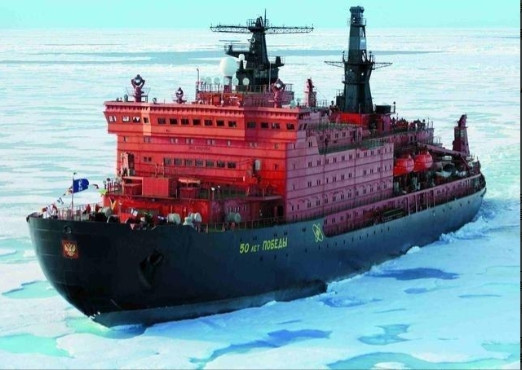 普京出发前，我国5艘大型破冰船现身阿拉斯加附近海域，美国和加拿大等显得有些紧张。