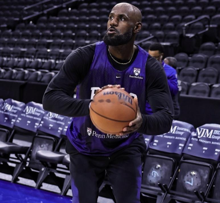 近日，前NBA球员夸梅·布朗在个人节目《KwameBrownBustLif