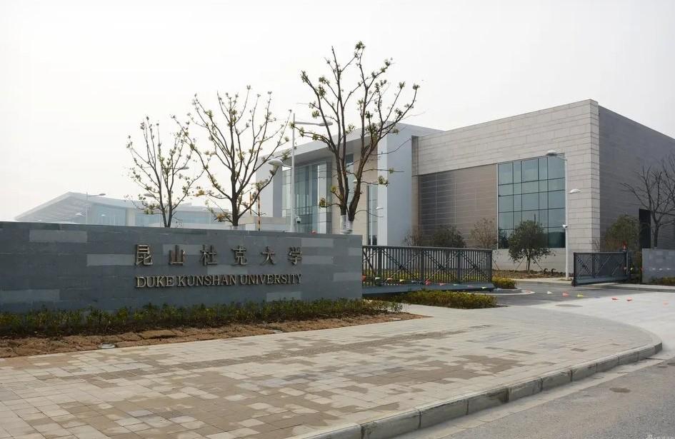 如今的高校学费越来越高，难道这就是西方资本主义宣传的精英教育吗？您想知道中国