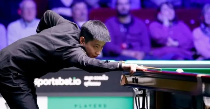 斯诺克顶尖高手，世界前十六，技术基本差不多少，难分伯仲，关键还是看几个关键点：