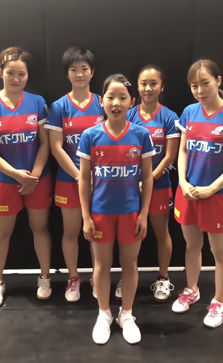 10岁的张本美和和石川佳纯。看起来很可爱。没想到那时候就已经和日本国家队主力石