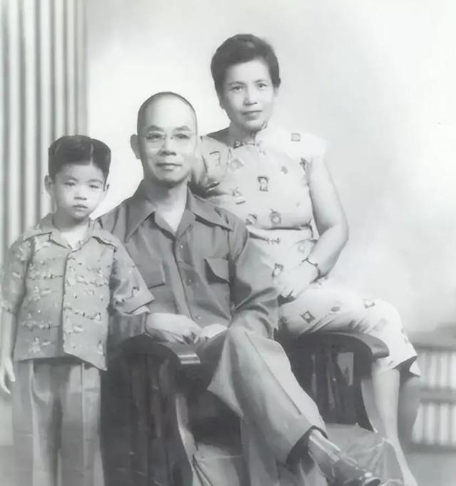 真是没想到，吴石长子吴韶成苦苦寻找的恩人“陈明德”，竟然是他。1950年，台