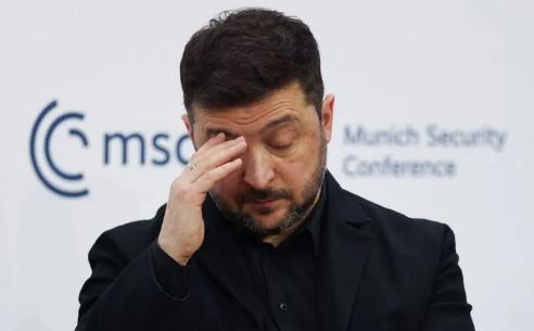 泽连斯基真不是省油的灯，17日他接受美媒Axios独家专访时说，如果俄乌和平协议