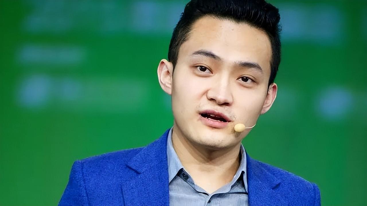 千亿资产被扒光，孙宇晨这次躲不过去了。在加密货币那充满魔幻色彩的世界里，有个