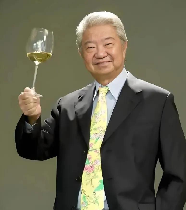 #蔡澜的离世是否意味着一个时代的结束#蔡澜的离去，真意味着一个时代结束了吗？
