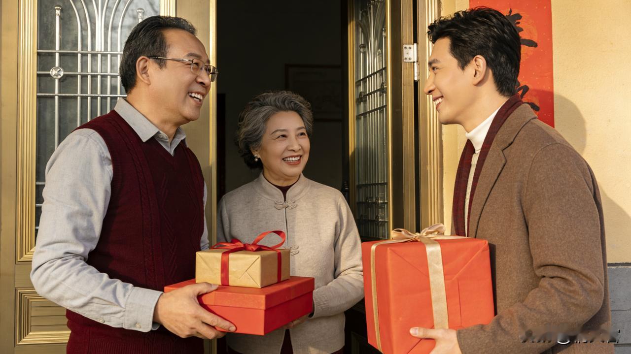 正月初二最“聪明”的亲戚火了！空手上门，坐20分钟就走，反而被全家夸到心坎里