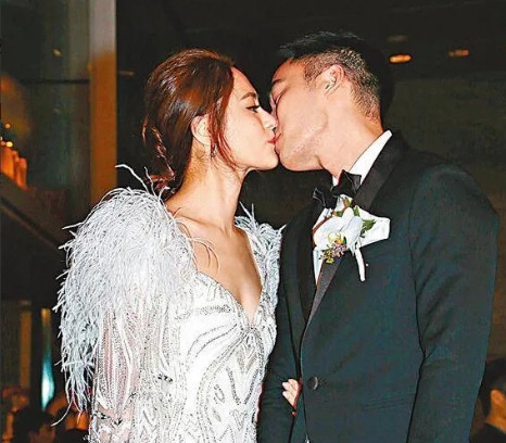 2018年，阿娇和赖弘国结婚，男方送她一张VIP黑卡，说随便刷，后来阿娇刷了一个