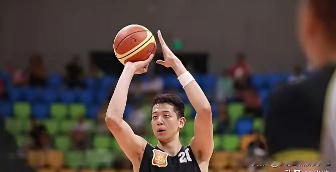 加盟广东？还是借广东抬价？沈梓捷跟北控的合同今年7月份到期，春节期间沈梓捷晒了