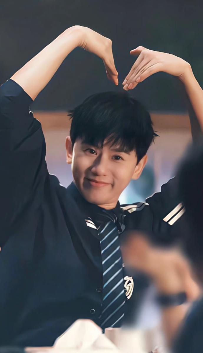 我能想到张杰跟谢娜会大吵一架，也能想到张杰会跟前女友澄清。但是我万万没想