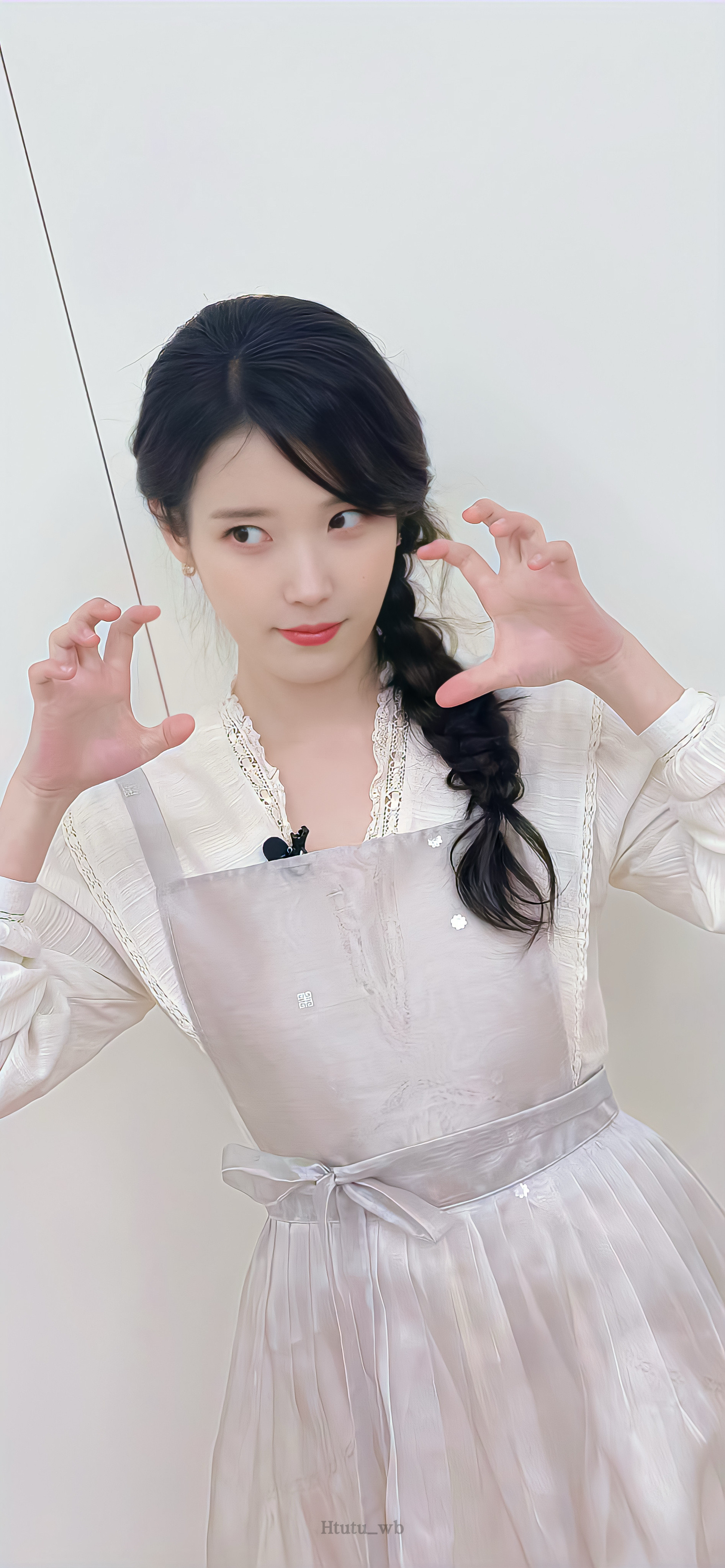 IU李知恩壁纸更新啦～🐰💐🫧