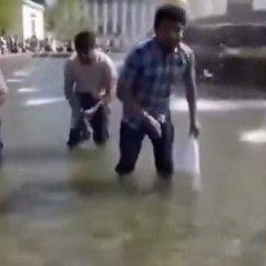 有个跨国新闻看得人哭笑不得，一群去俄罗斯莫斯科旅游的印度游客，居然在当地知名的民