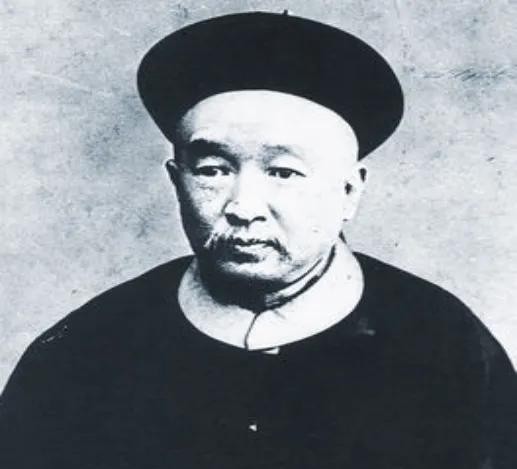 1949年，晚清首富盛宣怀的小女儿盛方颐，在上海一出租屋内自尽而亡。临死前，她穷