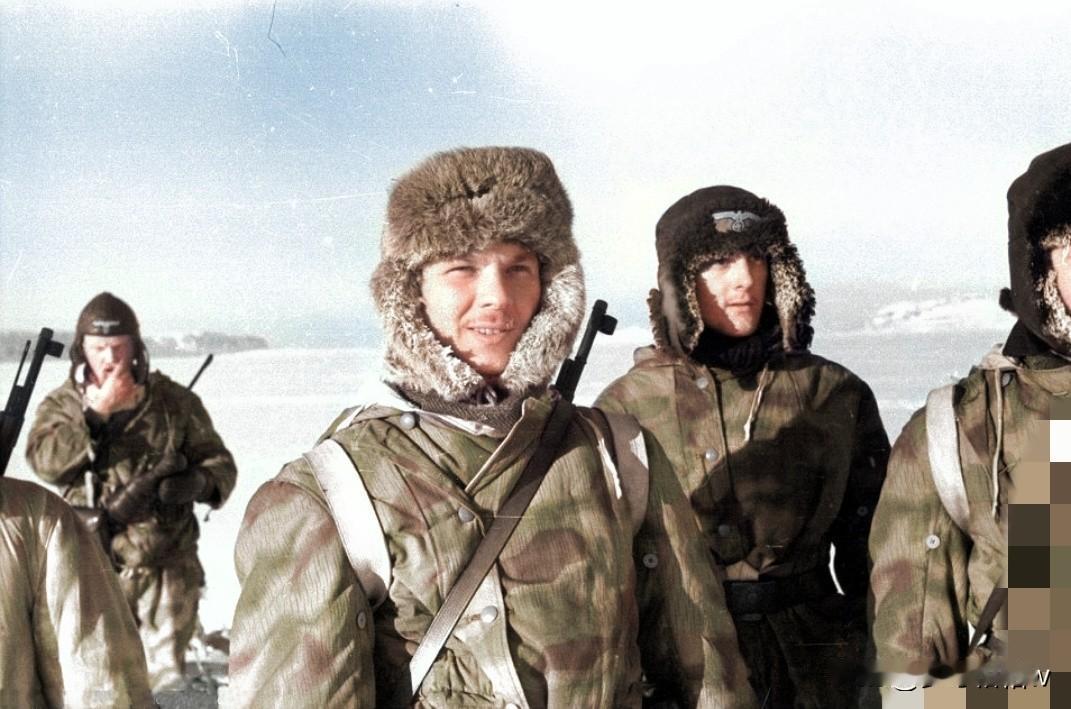 德三军队在正式建立斯匹次卑尔根根气象站之前，曾经找到了60名有意前往该气象站执行