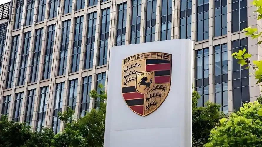 ·保时捷要退出中国？根据知情人士透露，由于在中国的交付量持续下降，德国跑车制造商