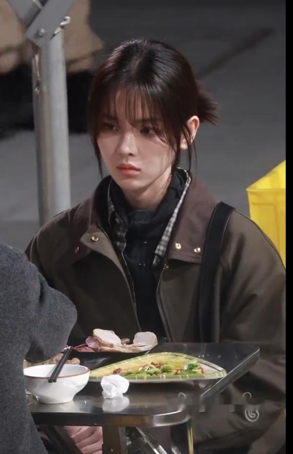 杨超越新剧造型好像iu我的大叔杨超越妆造好像我的大叔里的iu杨超越新剧今天是太