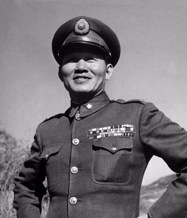 1987年,蒋经国去看望被幽禁33年的孙立人,见面后,孙立人提了3个要求,蒋经国