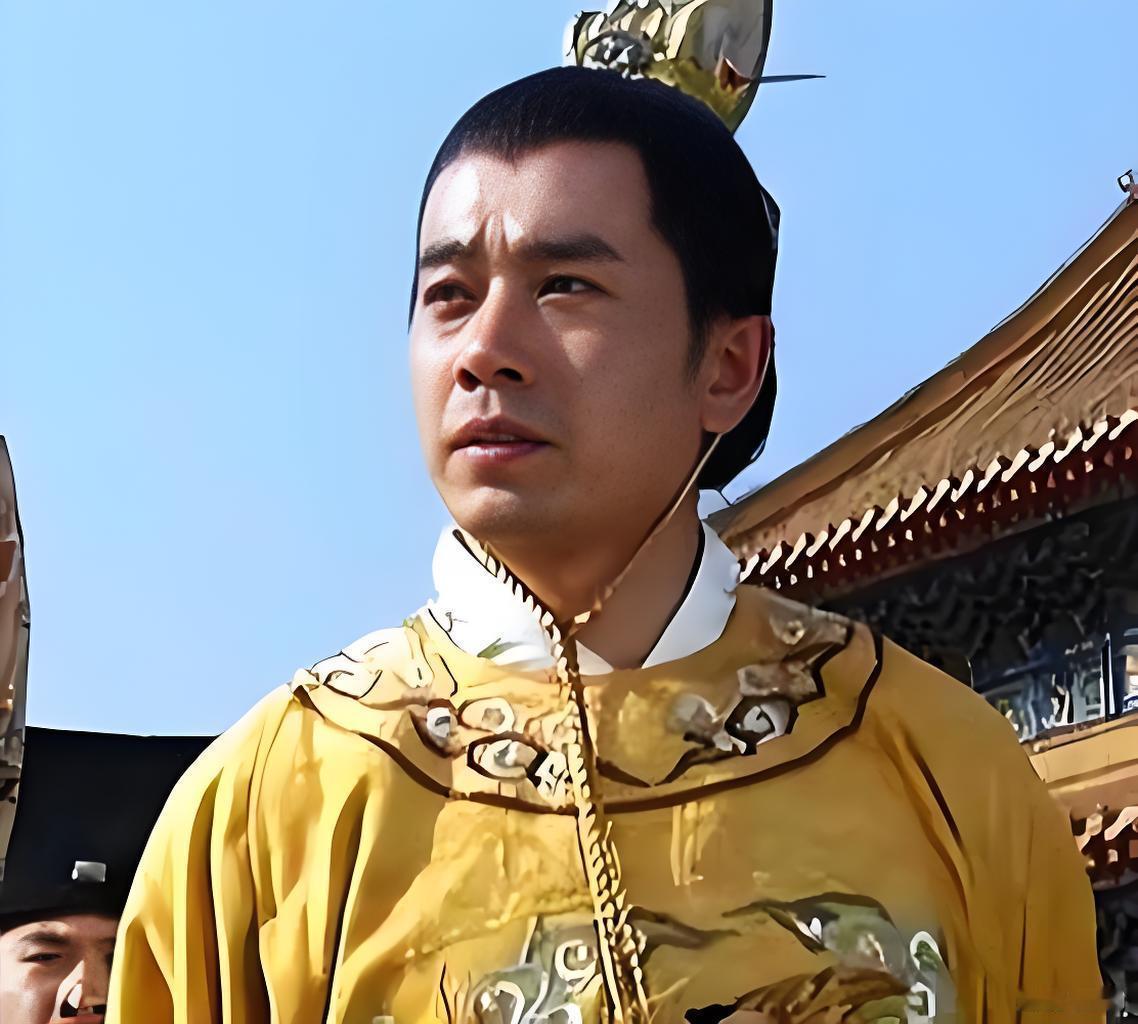 在胡惟庸被干掉之后，丞相制度随之被取消，之后的12年里，朱标实际上兼任着丞相的职