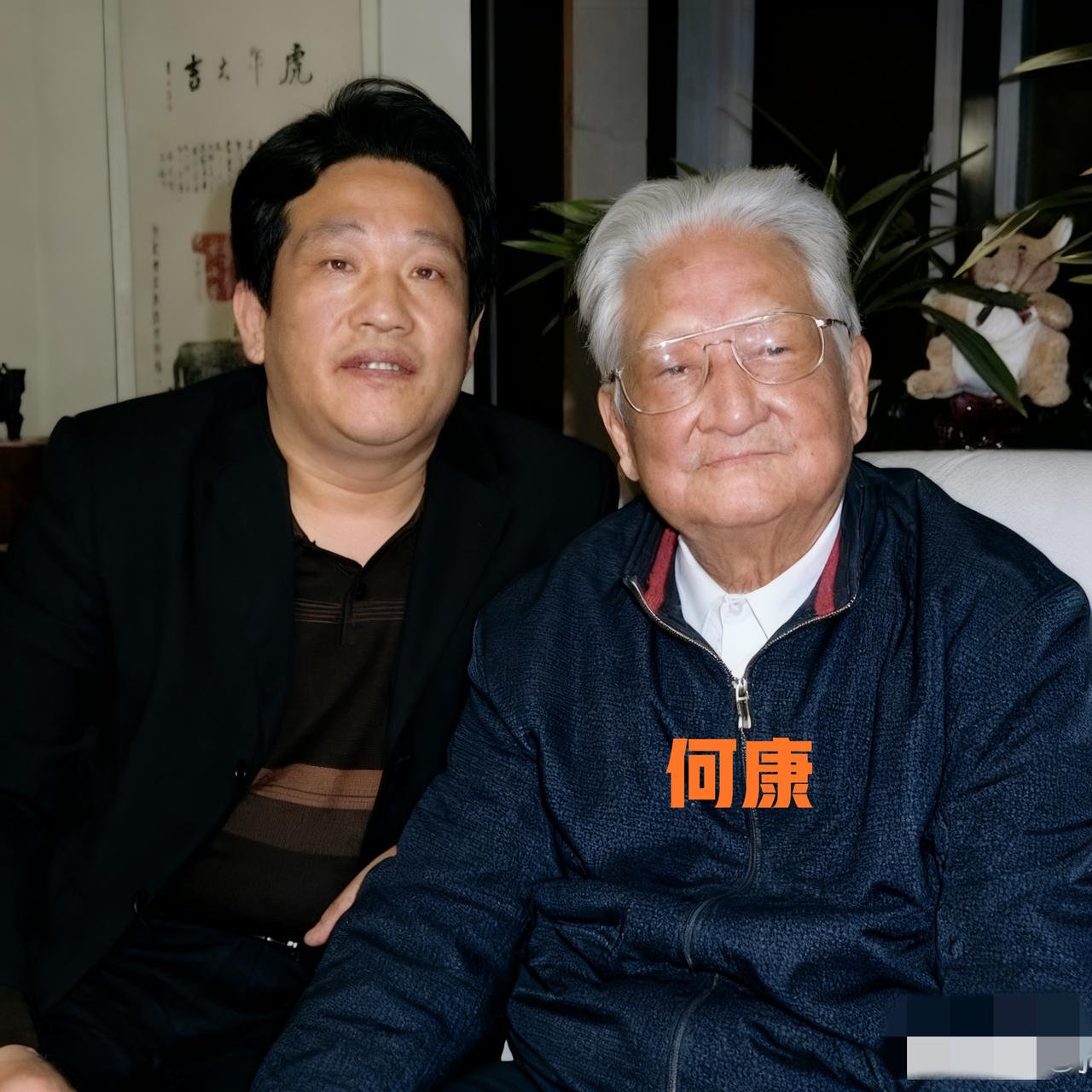 2018年，吴石最信任的人之一，何康晚年的留影，照片中的他虽然满头白发，但是看起