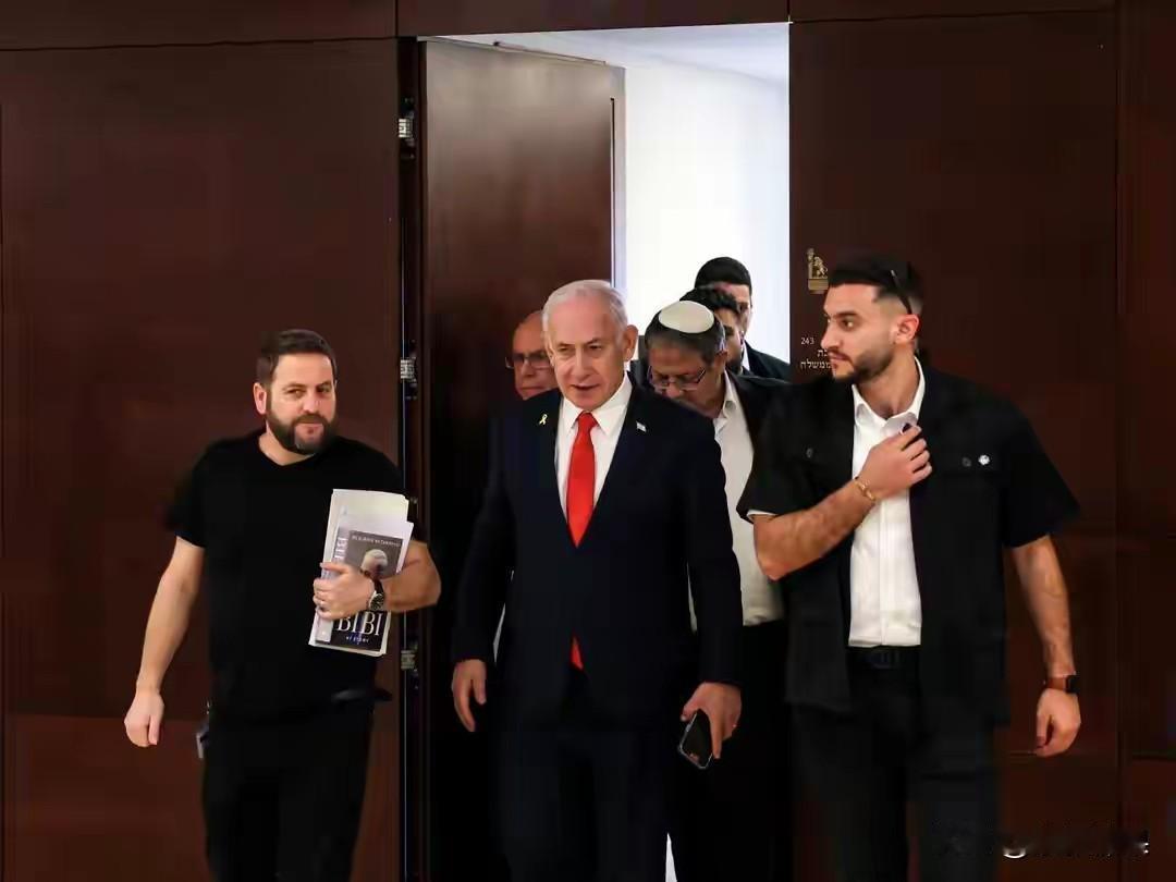 土耳其和以色列会不会有一战？最近，土耳其不停的挑衅以色列，把内塔尼亚胡以及37名