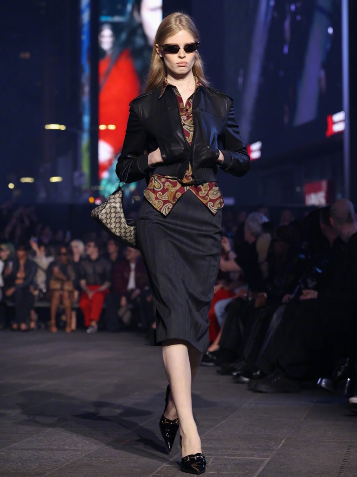 直击Gucci大秀现场，Gucci2027早春度假系列发布秀———大秀在纽约