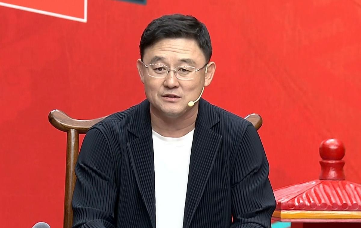 国足后卫又瞎开大脚？前国脚孙继海早就看透了！最近看孙继海和詹俊解说国足，那视