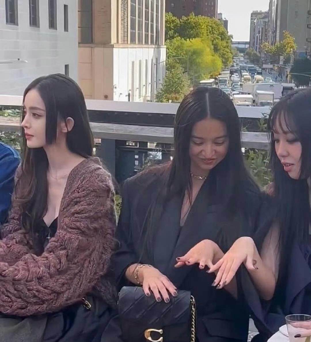 绝对美貌面前脸型已经不重要了