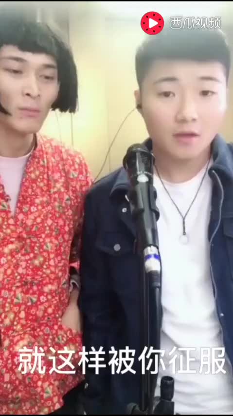 让人笑疼肚子的女人搞笑视频集锦 2011年4月