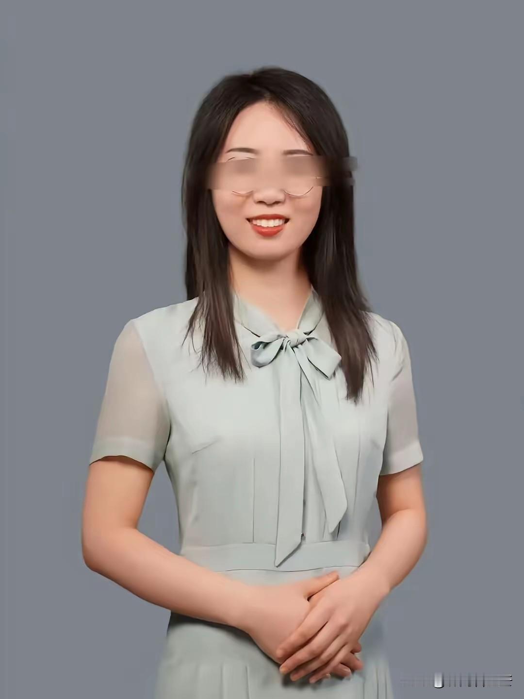 人不可貌相，曾教授这样的女人，在普通人眼里，算是其貌不扬，老实温柔，是一步一个脚