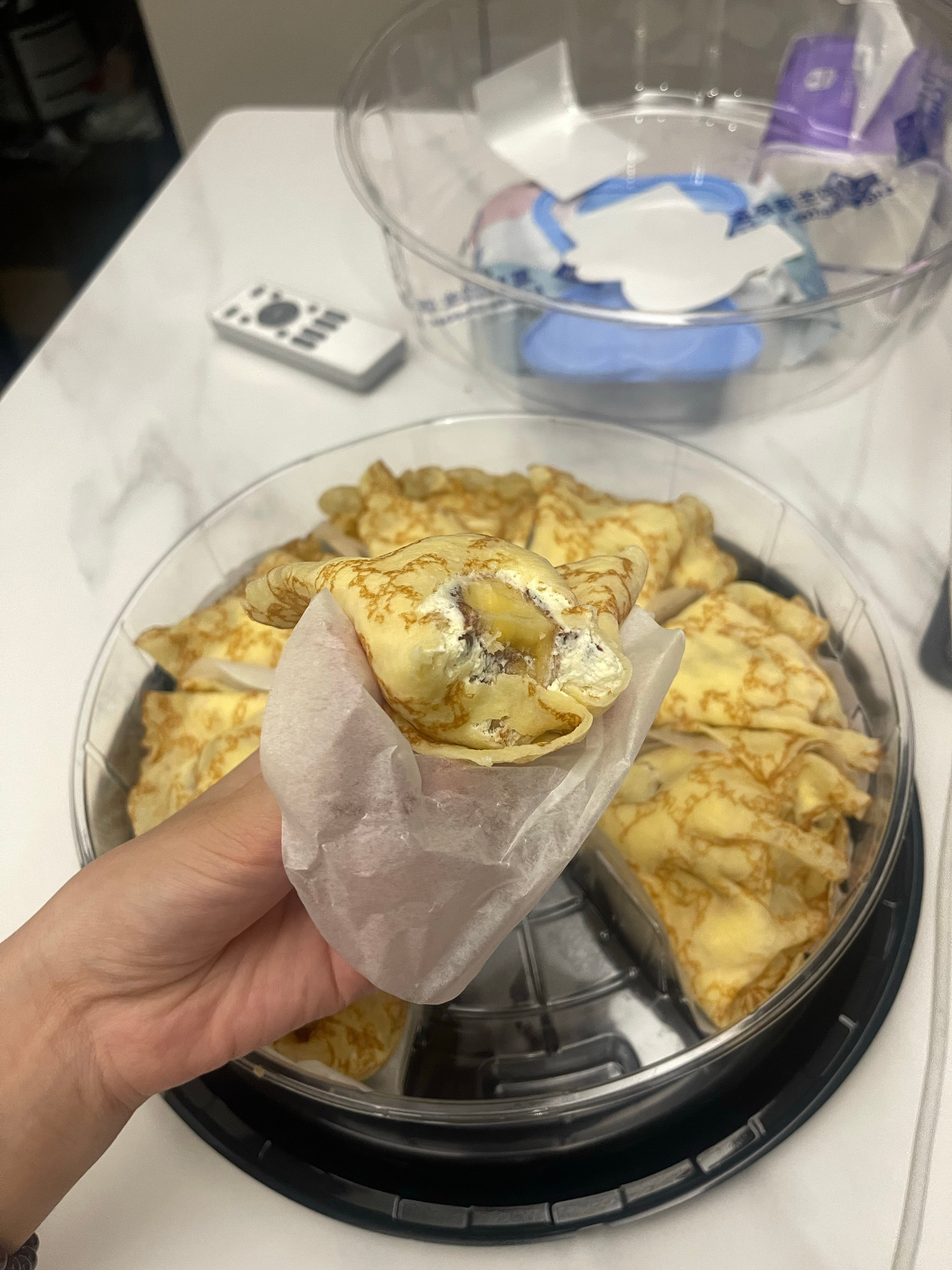 吃到了吃到了！好好吃山姆终于有一款不甜的甜品了！速吃香蕉可丽饼！[红脸笑]​