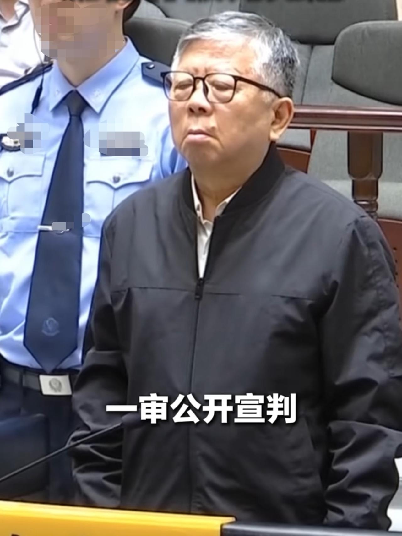 人是种什么动物那我们要从头说起:人类在漫长的进化过程中，一步步走到食物链的顶端