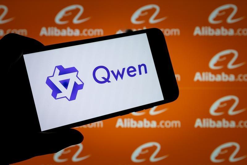 千问目前的势头非常猛，它手握三张其他AI玩家很难复制的“王炸”：📈爆炸性