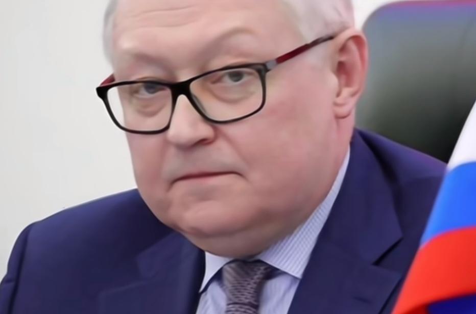 乌克兰割地与否俄已不在乎？普京硬气表态：拒谈就武力拿回历史领土。乌克兰割不