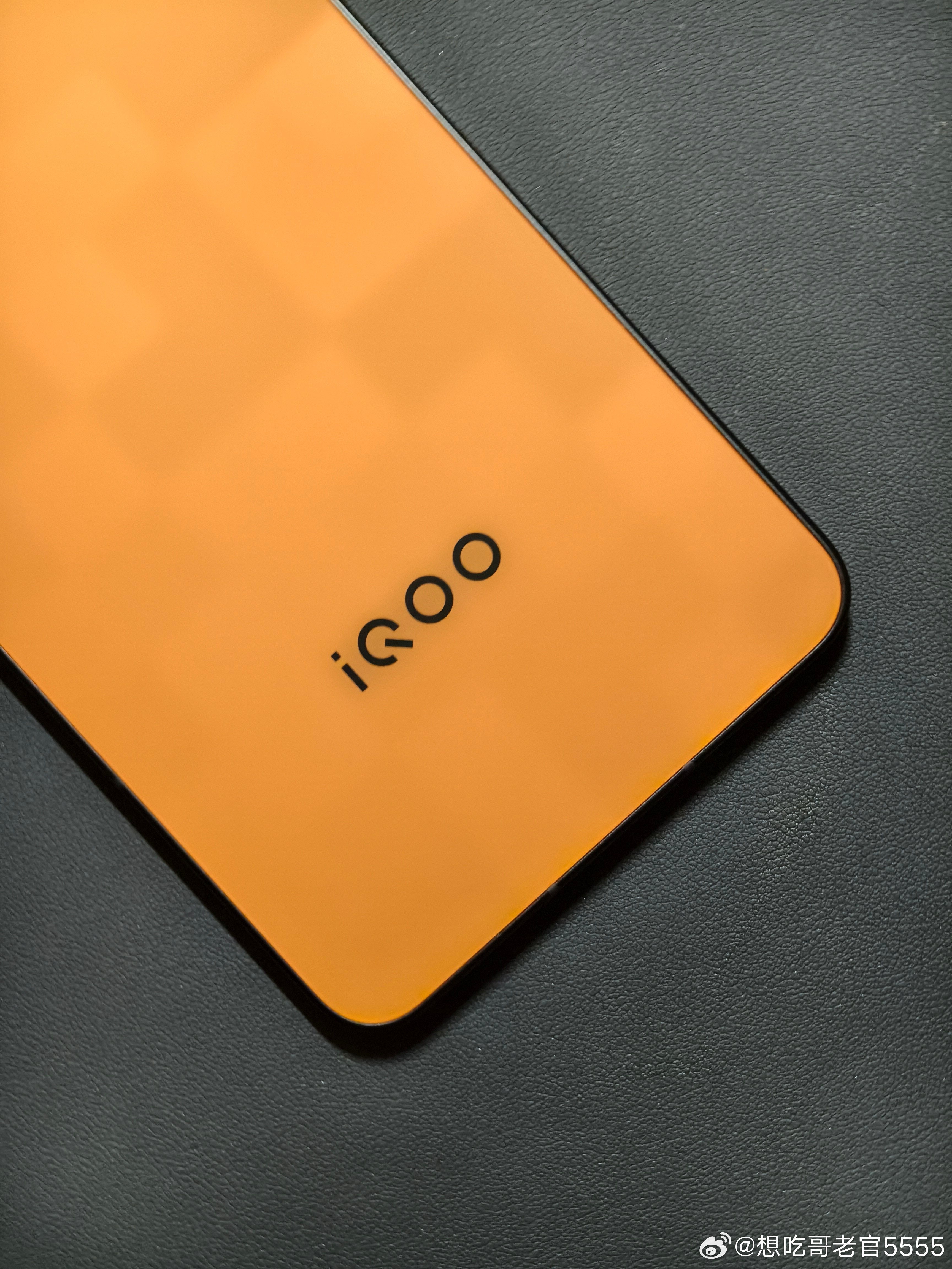 iqoo数码好物种草计划iqooneo11在8.05mm超薄机身内塞入750