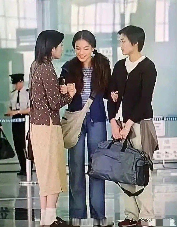 20年前的港剧，勃肯鞋是认真的吗？