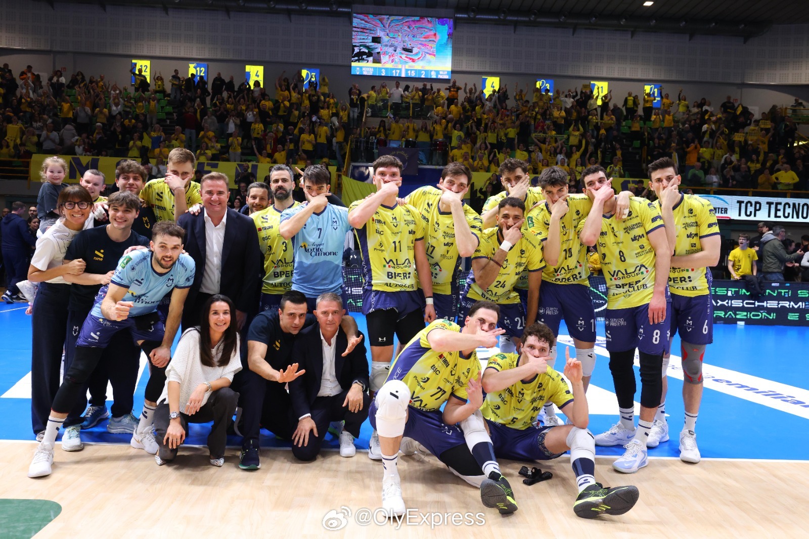 【意超男排1/4决赛特伦蒂诺1-3鲁贝摩德纳3-2大逆转皮亚琴察】国际排坛战报