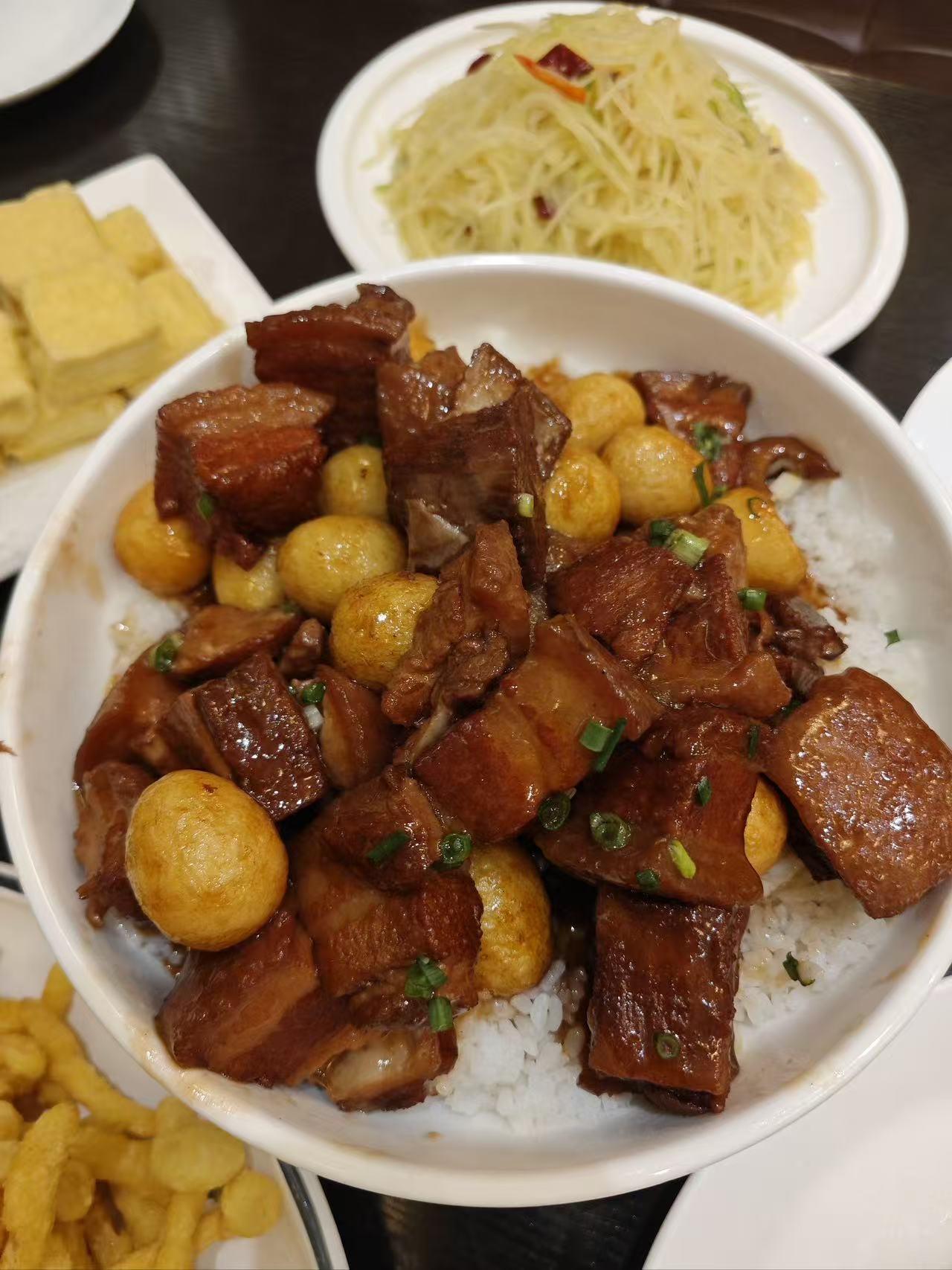 真不敢想象，都这个年代了，居然还有人不缴纳社保，真是想不开呀。我朋友，才35