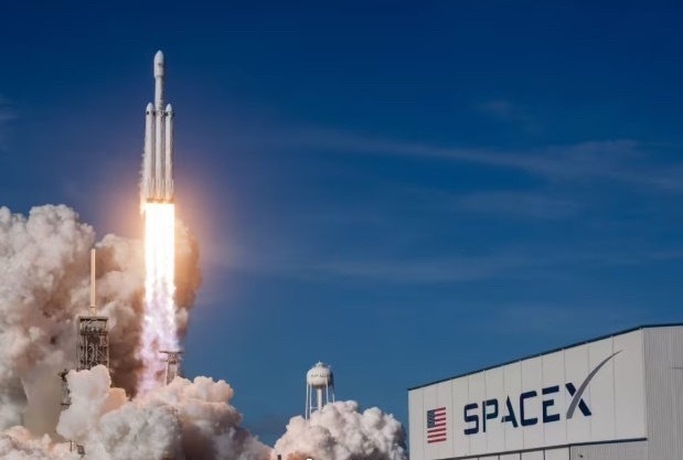 SpaceX披露卫星失联事故星链第35956号卫星突发异常！418公里轨道处失