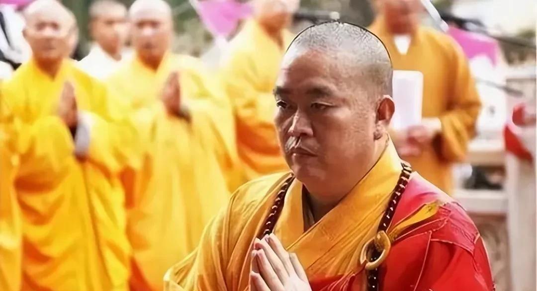 释永信作为少林寺方丈，据说弟子非常多，以下是他最得意的弟子：1、释小龙2、释
