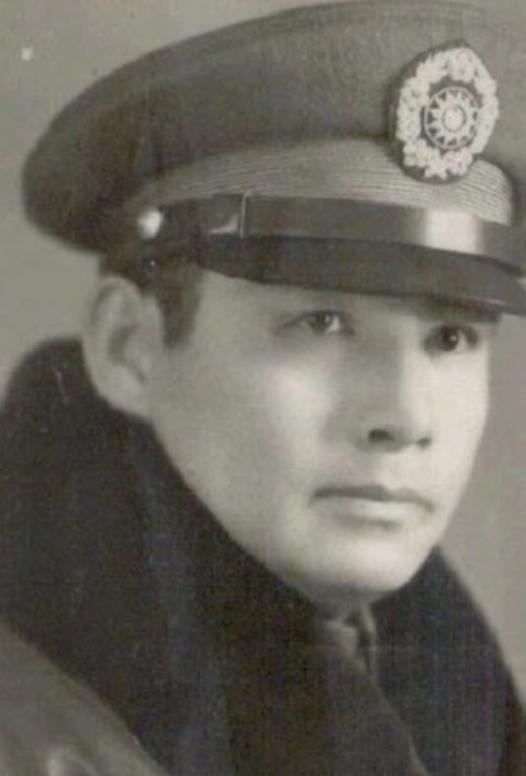1947年，孟良崮一战，张灵甫死在了山间石洞旁，战后粟裕心怀敬重，下令以礼厚葬，