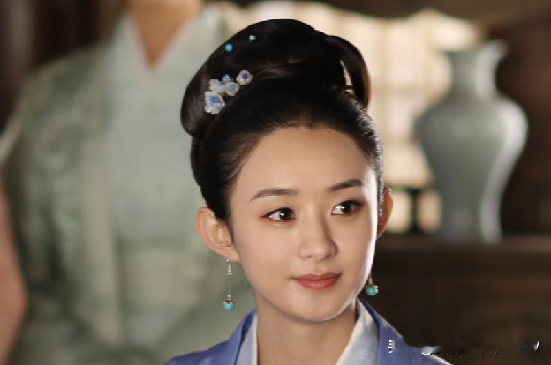 细品才发现，盛明兰的成功其实是得益于:无人兜底的生活态度。明兰首次管家时，因