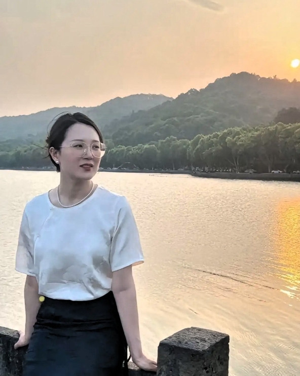 彩礼问题真的是女方的错吗？某女生因为彩礼问题与深圳男友分手，错失成为深圳土著