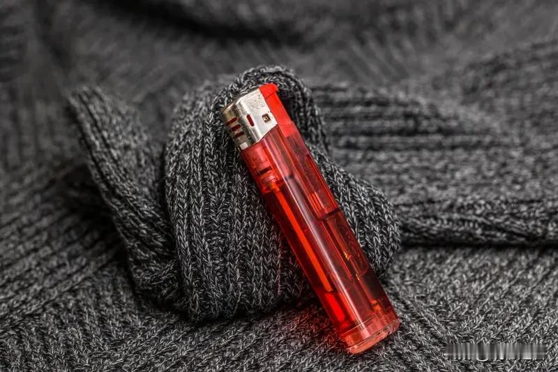 河南某校宿舍火灾致13人遇难，25名责任人被追责调查结果显示，这起重大火灾事