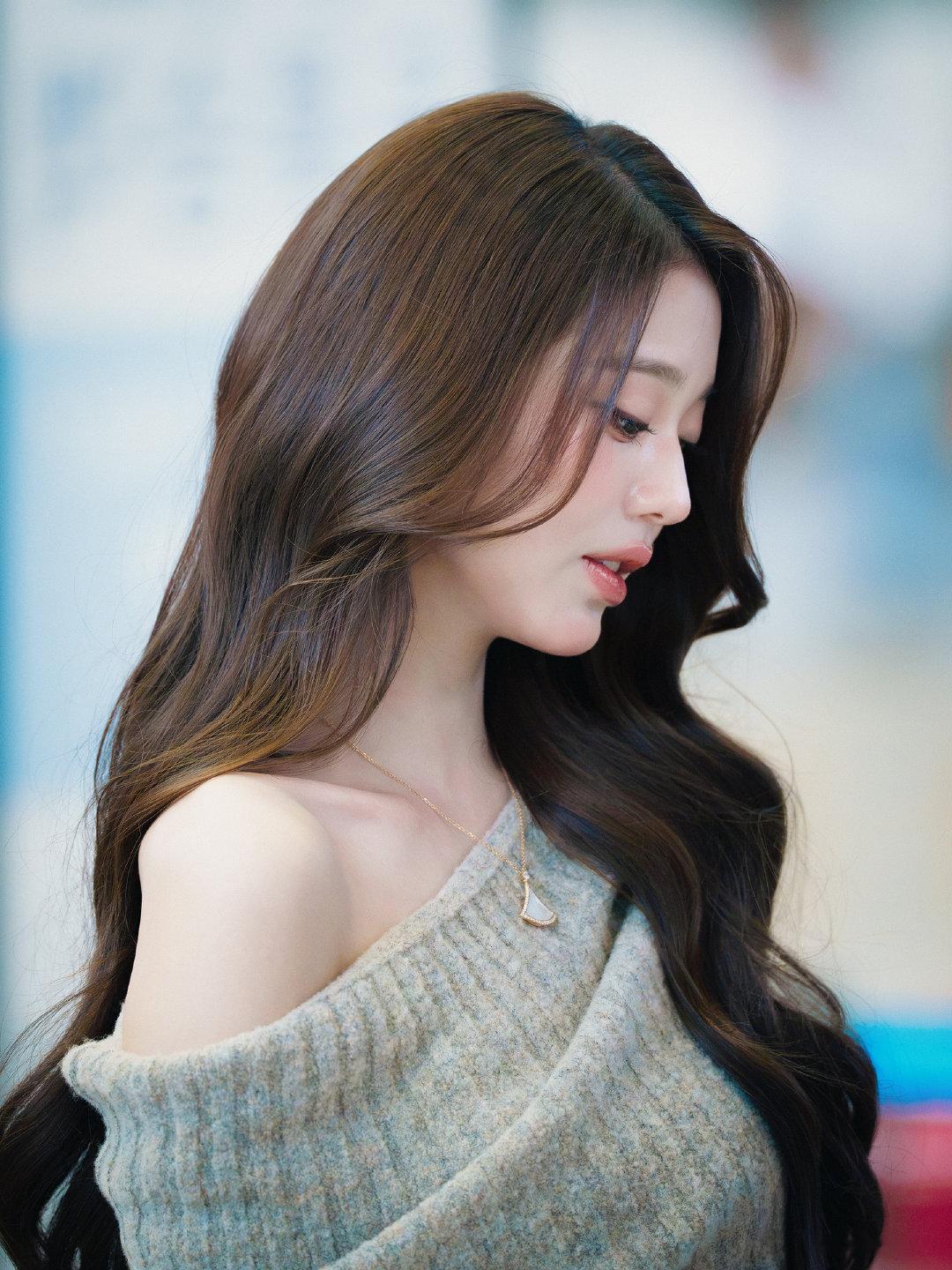 秋日女神🍁©️Ayano_Wonyoung#张元英#​