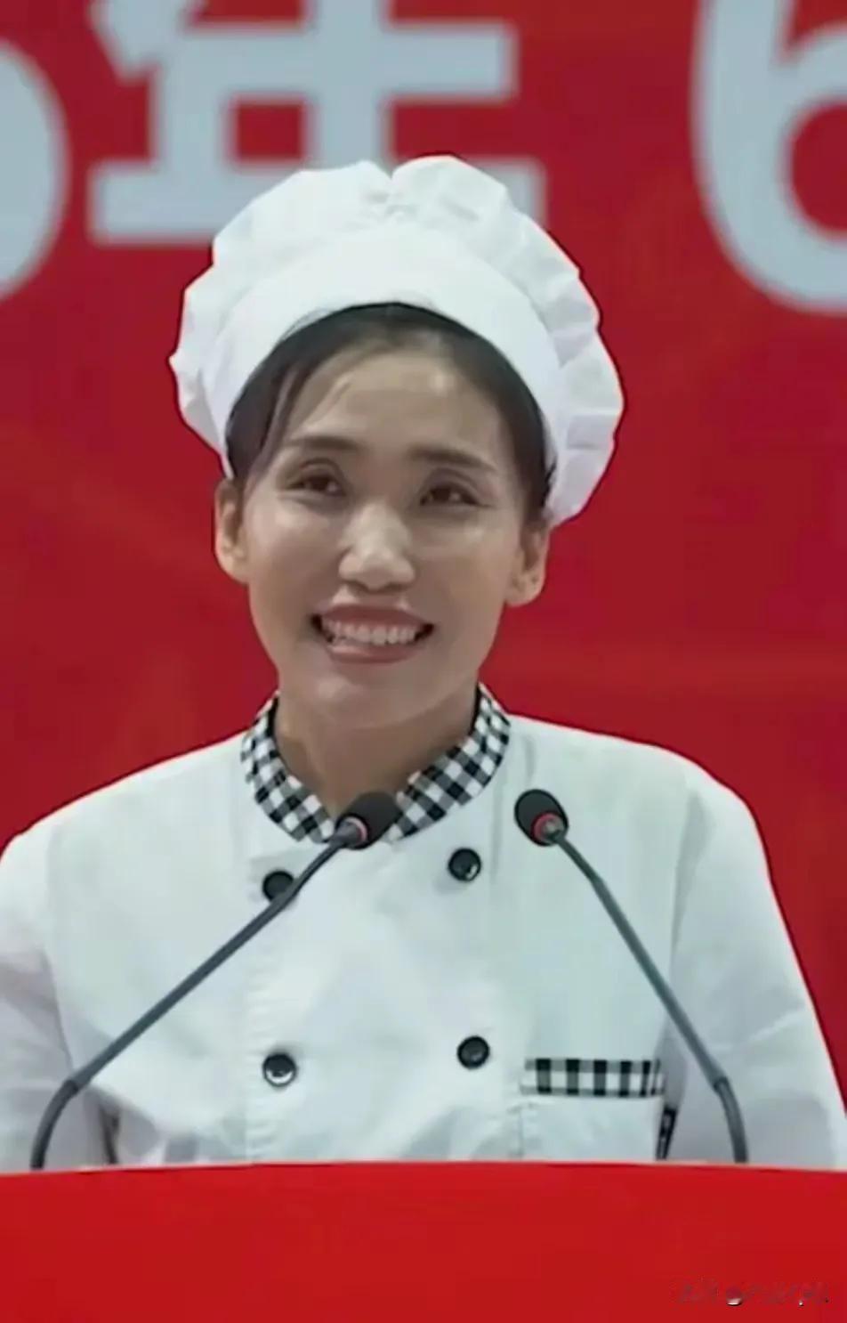 副校长“比不上”食堂阿姨？延大的毕业典礼竟然让全世界都破防了！前有985校