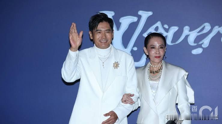 发哥时隔31年终于卖出套楼赚了三百几万想不到他卖不出豪宅反而卖出套平层啊！话