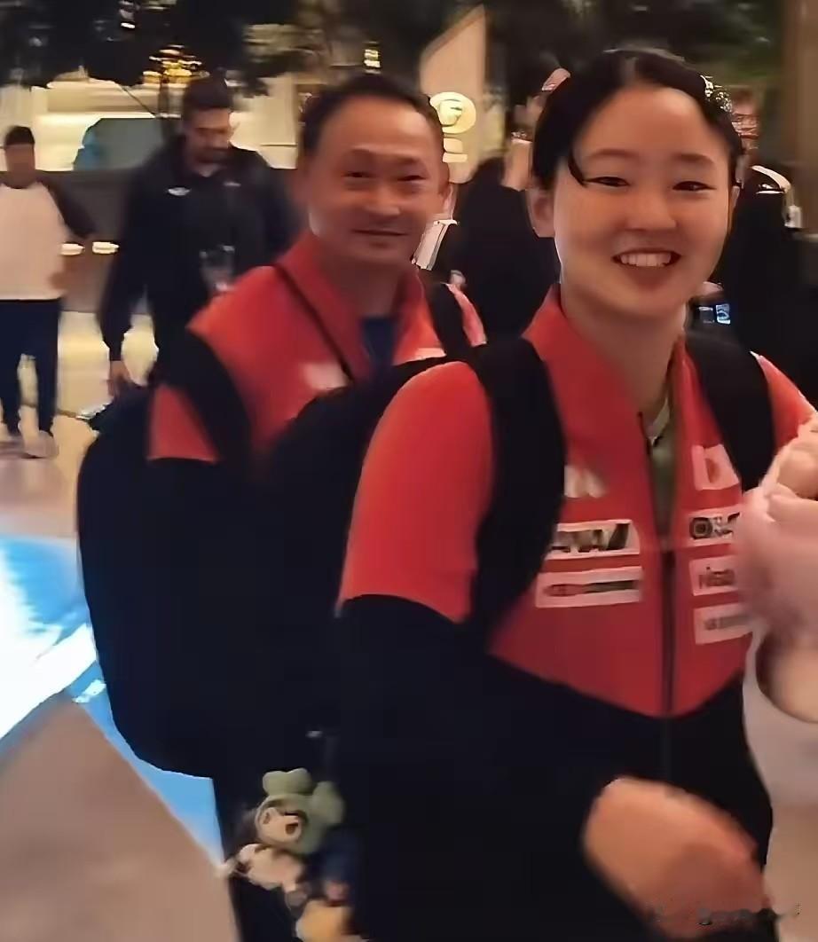 生气的不是张本美和夺冠，而是压根没把陈熠放在眼里，面对着央媒采访，张本美和