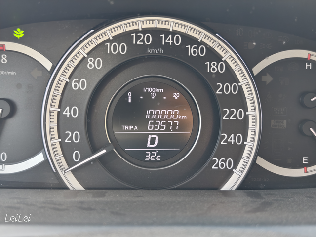 记录一下九代雅阁10W公里2.4L的九代雅阁，开了将近9年，5w公里左右的时候