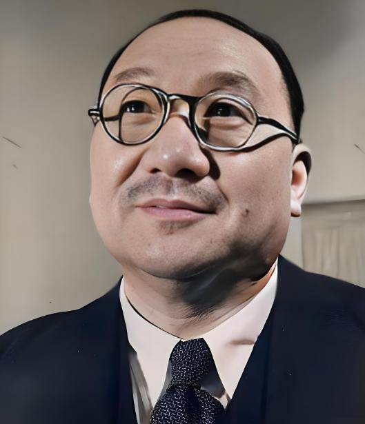 揭披宋美龄以及民国宋家的罪恶，不能不提孔家，比起宋美龄，孔祥熙和他那个爱财如命的